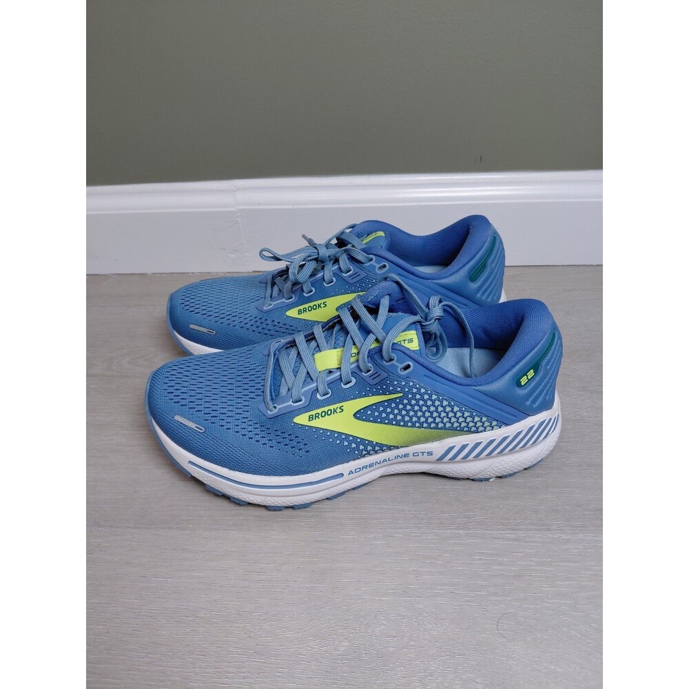 Brooks Adrenaline GTS 22 Women Size 7B Blue Sneakers Shoes